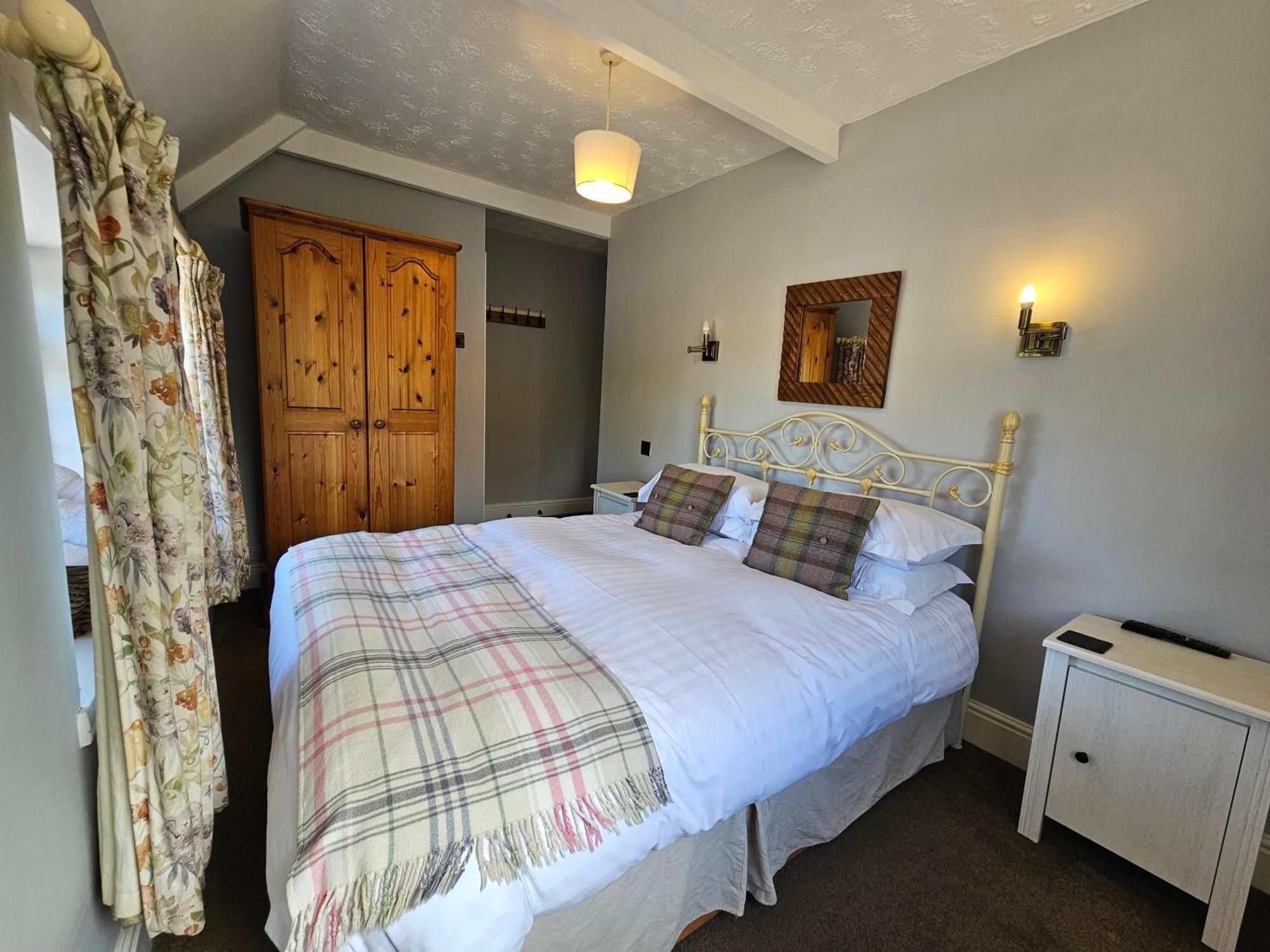 The Pack Horse Inn Chathill Exteriör bild