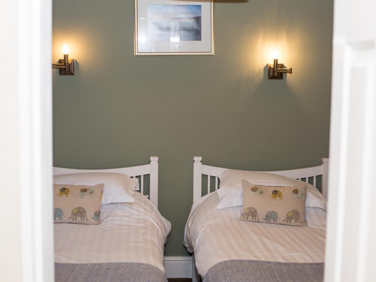 The Pack Horse Inn Chathill Exteriör bild