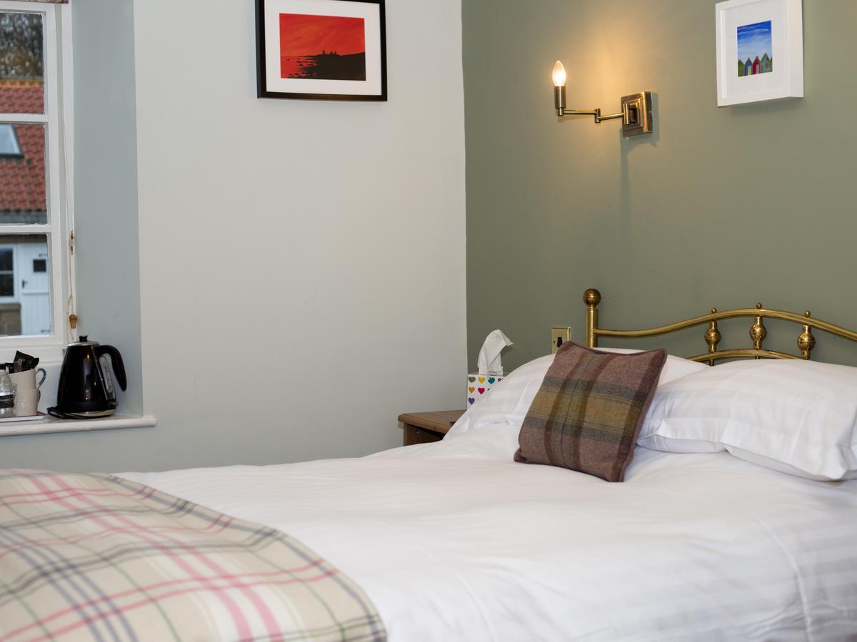 The Pack Horse Inn Chathill Exteriör bild